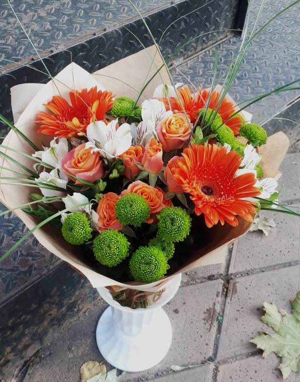 Букет цветов из: Герберы, Хризантемы, Альстромерии и Розы в Макеево