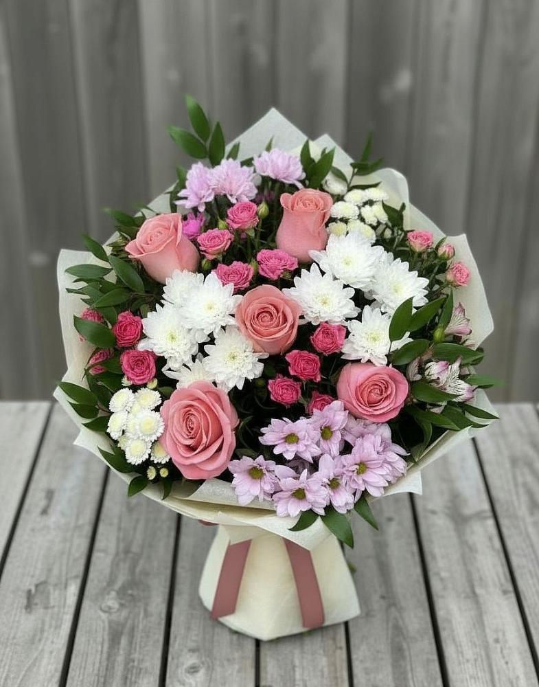 Букет цветов из: Альстромерии, Гвоздики, Розы и Хризантемы в Макеево