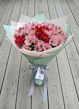 Букет цветов из:  Альстромерии #REPLACE_PRED# Макеево