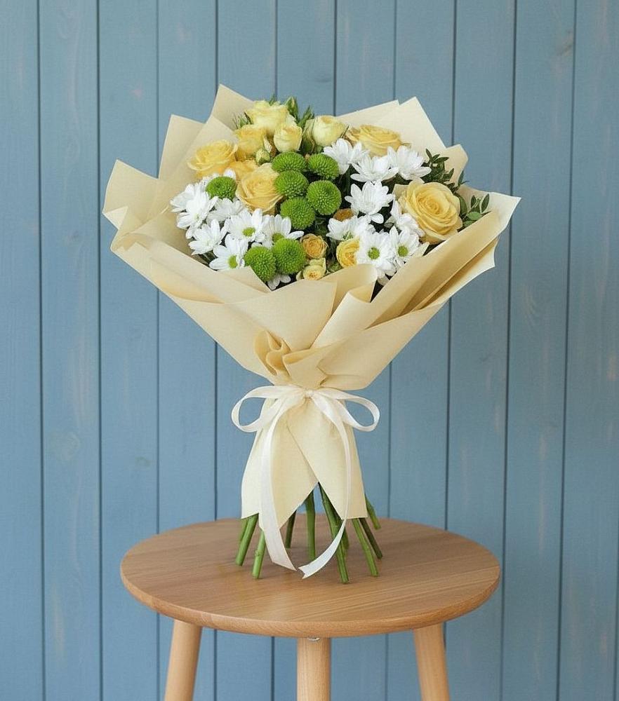 Букет цветов из: Хризантемы и Розы в Макеево