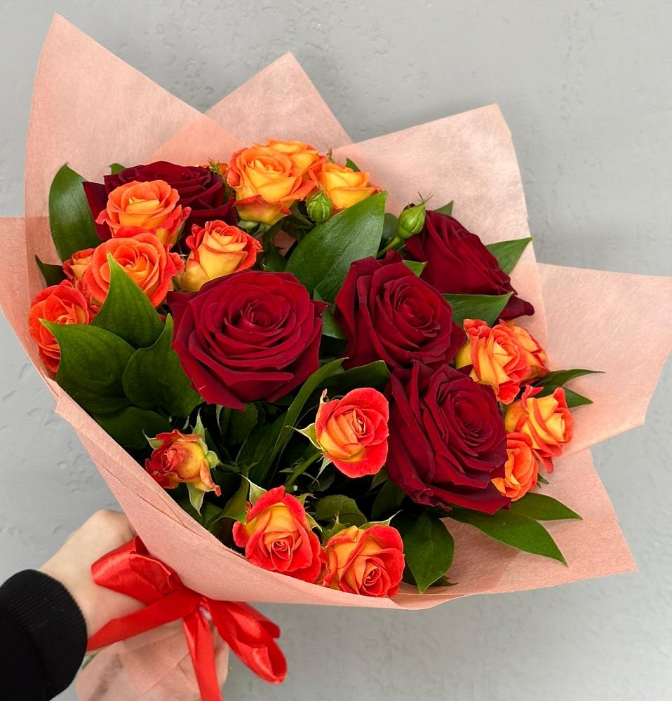 Букет Любовь и восторг в Макеево