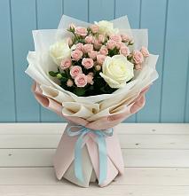 Букет цветов из:  Розы в Макеево