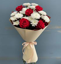 Букет цветов из:  Розы и Хризантемы в Макеево