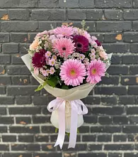 Букет цветов из:  Герберы и Хризантемы #REPLACE_PRED# Макеево