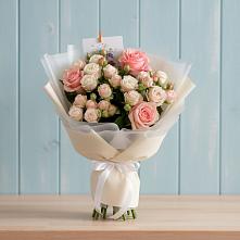 Букет цветов из:  Розы в Макеево
